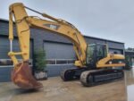 Caterpillar 330C – 2005 – 32,4 tonnes – 14 400 heures