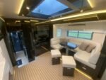 Camion chevaux Mercedes Actros 5 chevaux 2018 – 26T – Automatique – Luxe avec espace de vie – 96 000 km – Image 19