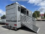 Camion chevaux Mercedes-Benz 3 chevaux 2022 – Automatique – 9,5T – Espace de vie – 30 817 km – Image 5