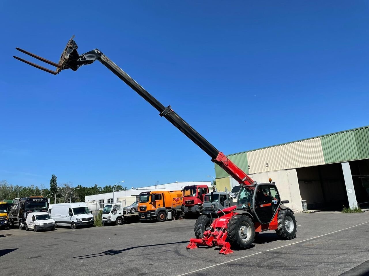 telehandler-Manitou-MT-1030-1739432908091206015_big-25021309482789870500.jpg Chariot télescopique Manitou MT 1030-7m – Image 1