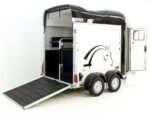 Chevaux | Remorque à chevaux noir (Réf. GA-5537-25) – Image 3